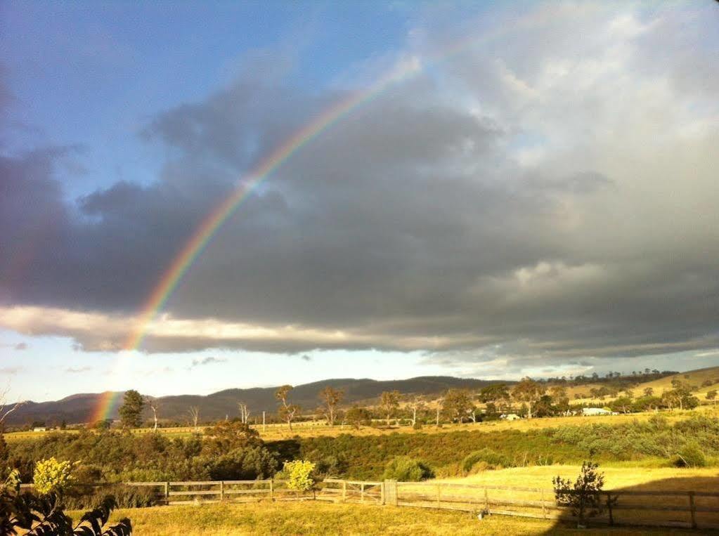 Taras Richmond Farmstay Campania ภายนอก รูปภาพ